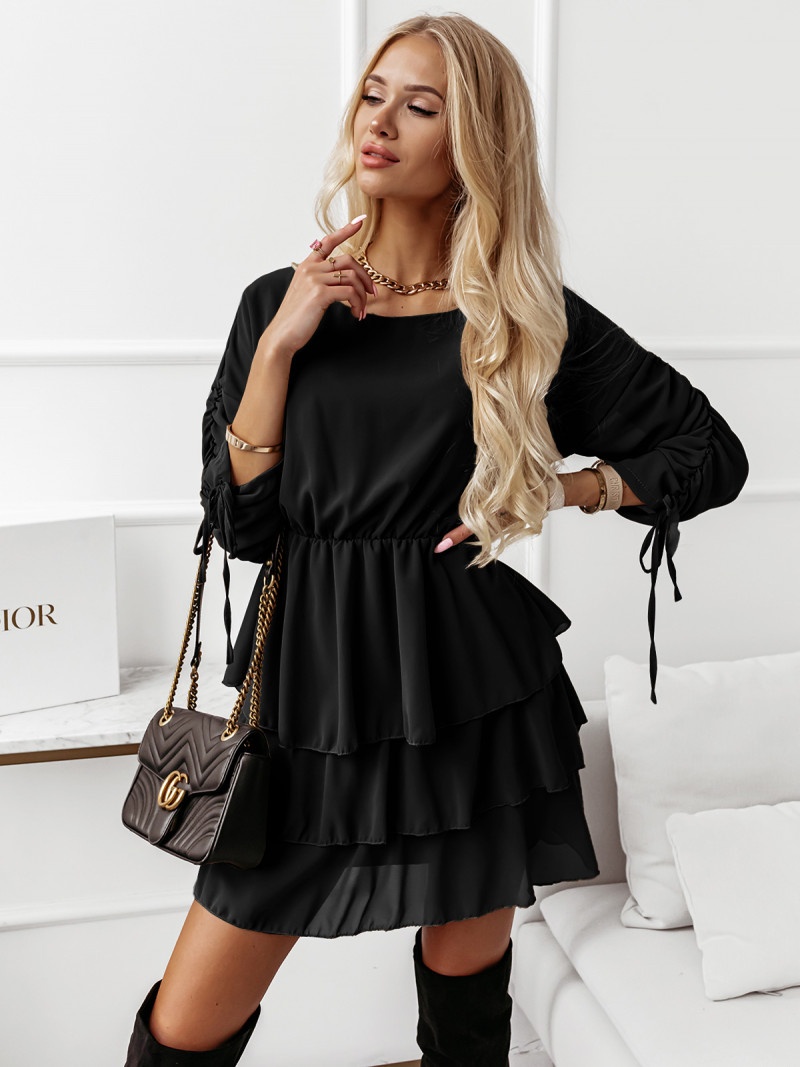 Sukienka szyfonowa z falbanami - ARIOSA - czarna