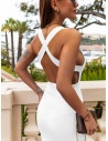 Dopasowana sukienka z odsłoniętymi plecami - KAIRA - biała