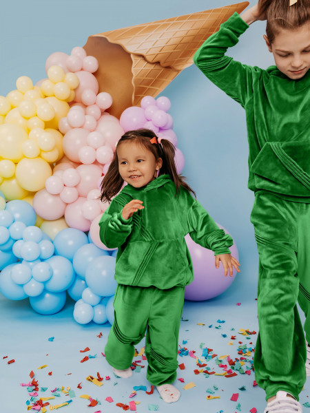 Welurowy dres dziecięcy WINKI - zielony