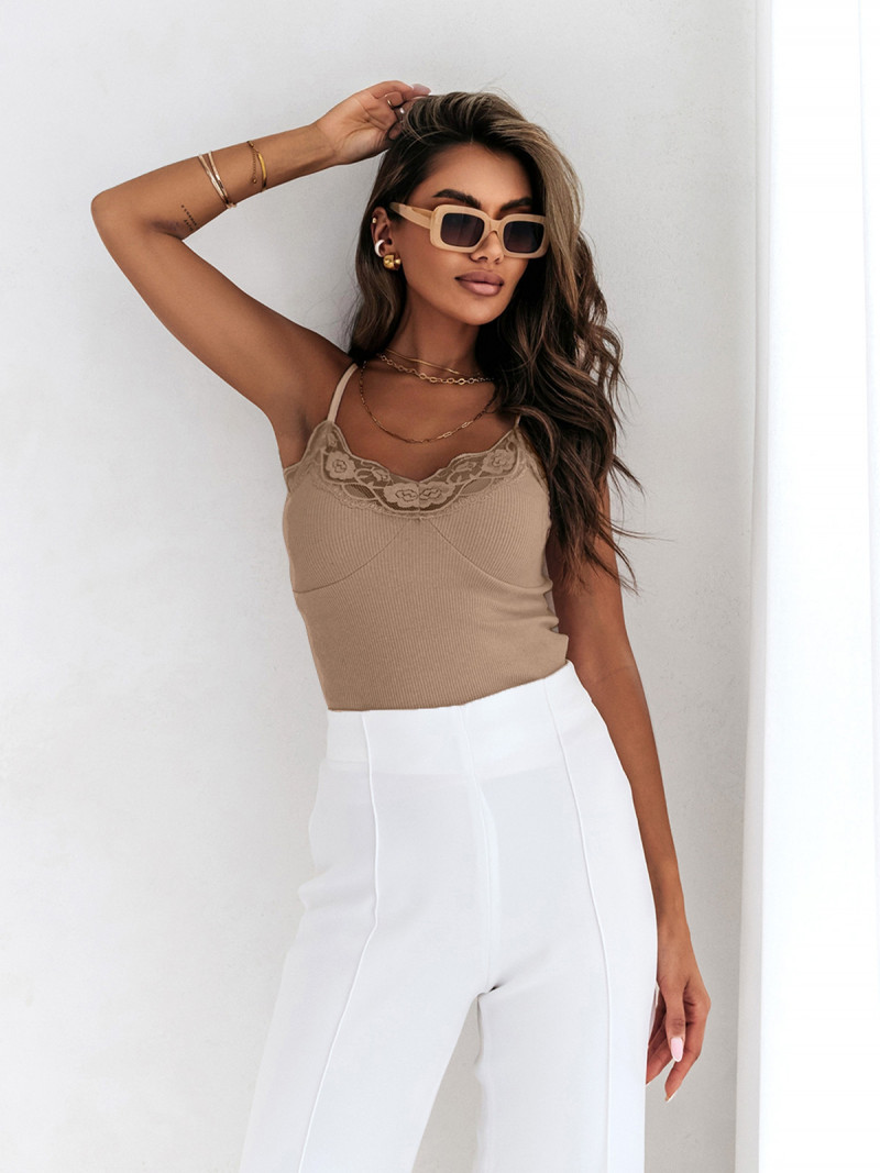 Bawełniana bluzka na wąskich...