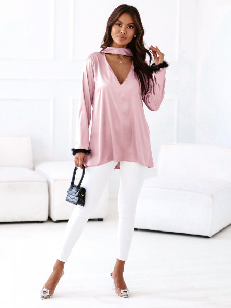 Satynowa bluzka z chokerem i piórami FIERA - pudrowy róż 2