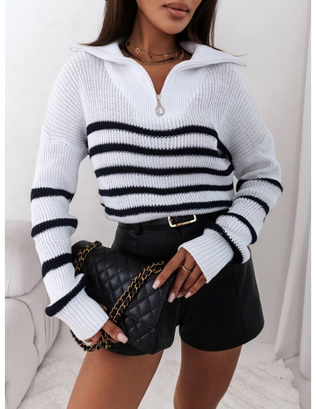 Sweter w paski z zamkiem na dekolcie NERMIN - czarny