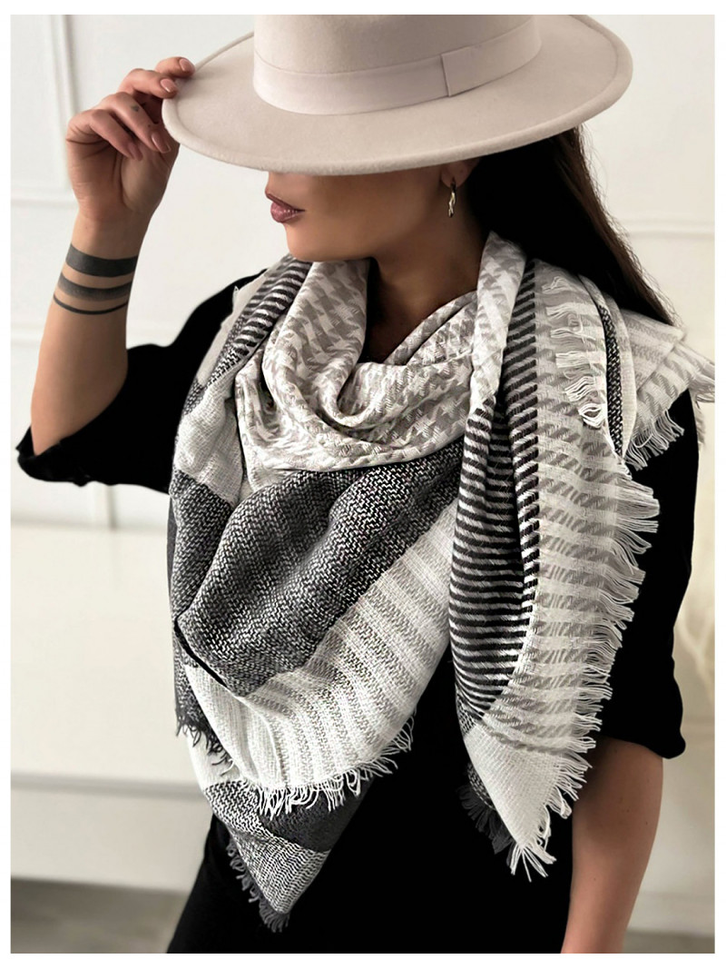 Wzorzysta chusta zimowa szal - szary