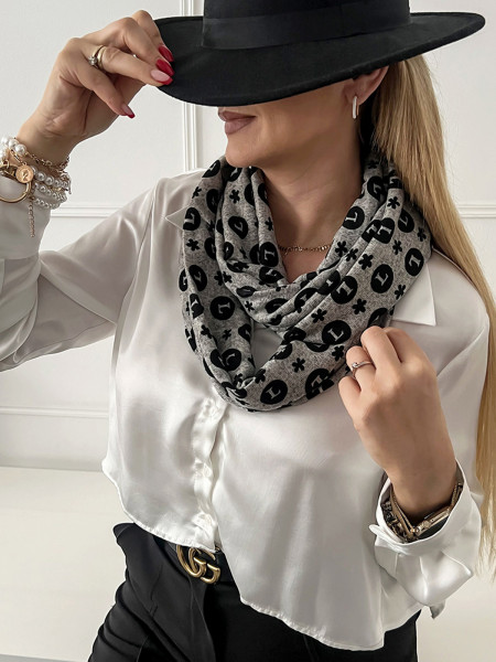 Zimowy komin szal ze wzorem...