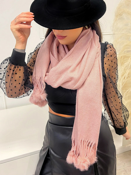 Szeroki szal zimowy z pomponami - pudrowy róż