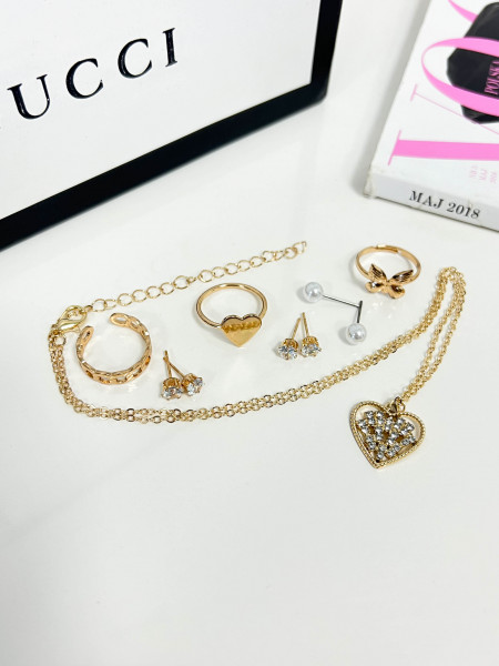 Zestaw delikatnej biżuterii - złoty