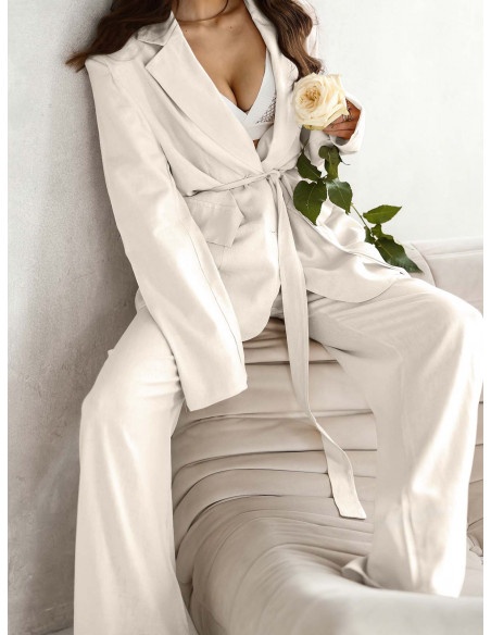 Stylowy garnitur z szerokimi spodniami MILANA - biały