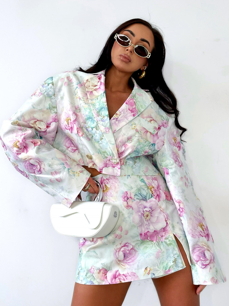 Komplet w kwiaty marynarka i spódnicospodenki LANDO - wzór 1