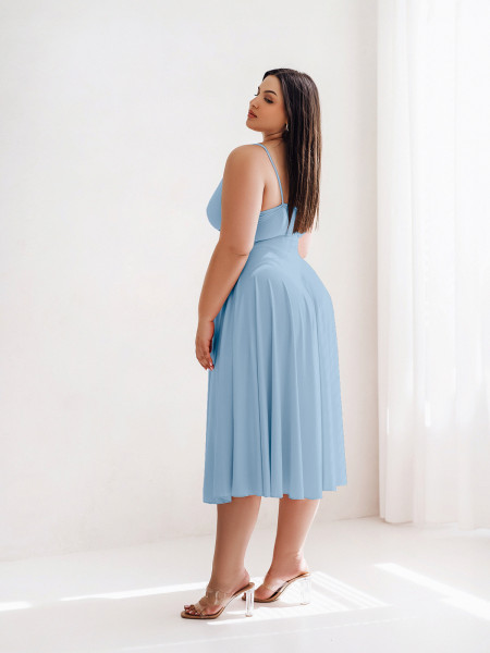 Sukienka midi PLUS SIZE na ramiączkach AGNES - błękitna 2