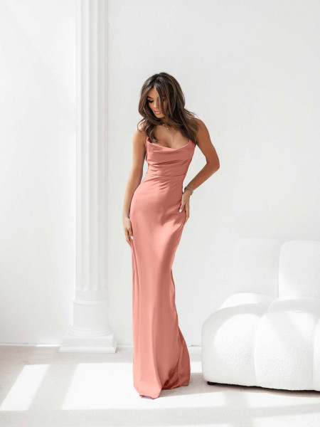 Satynowa dopasowana maxi sukienka TALITA - brudny róż