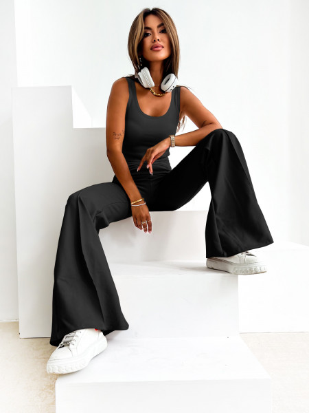 Komplet crop top i spodnie...