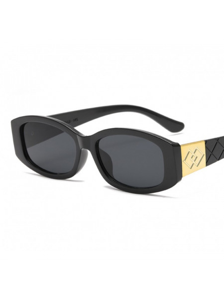 Klasyczne okulary w stylu retro - czarne