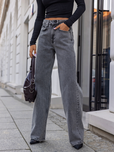 Spodnie jeansowe z szeroką...