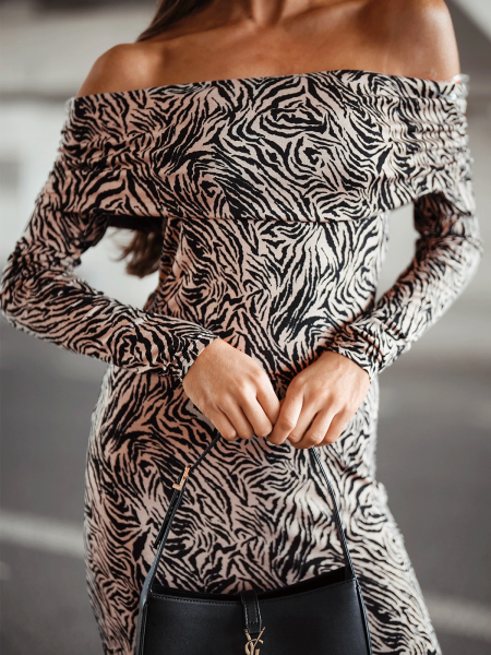 Sukienka z wywijanym dekoltem LUMI - wzór 1