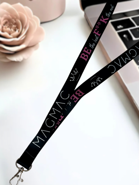 Smycz do kluczy z napisem BE THE BEST - czarna