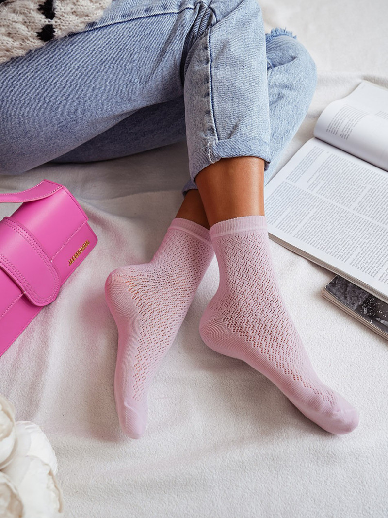 Skarpetki damskie ażurowe - pudrowy róż