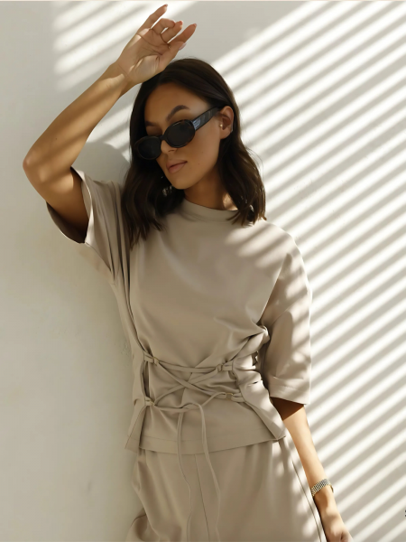 Stylowy komplet bluzka i szerokie spodnie TAISA - beżowy