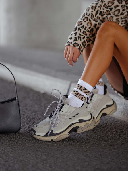 Skarpetki damskie DWA CĘTKOWANE PASKI - wzór 2