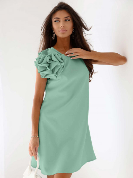 Trapezowa sukienka z ozdobną różą SALMA - szałwiowa