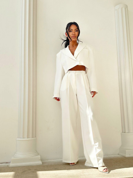 Krótka marynarka oversize ESMINA - biała 2