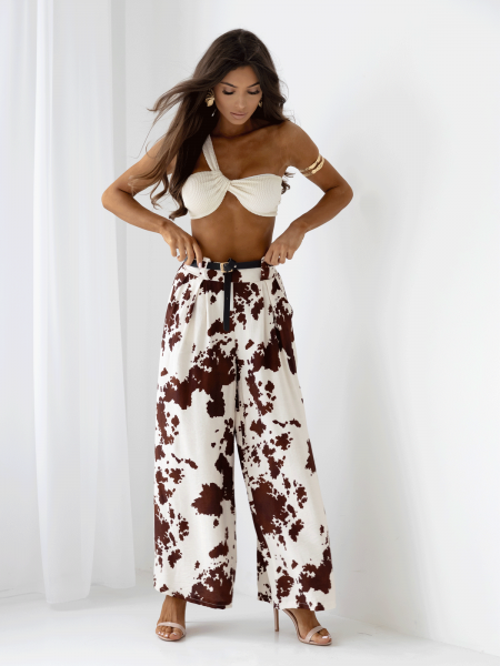 Szerokie spodnie z wiskozy w print  LUTHIRA - czekoladowe