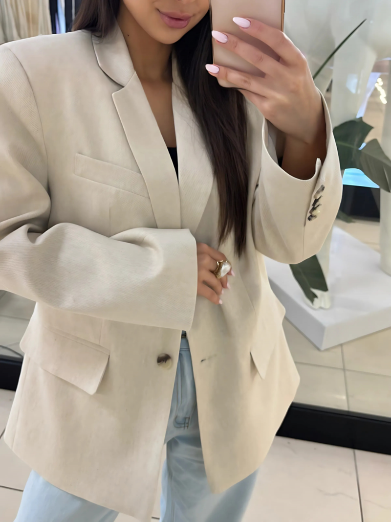 Oversizowa marynarka z dodatkiem lnu...