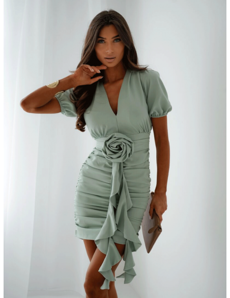 ELegancka marszczona sukienka z paskiem FLOWERS - szałwiowa