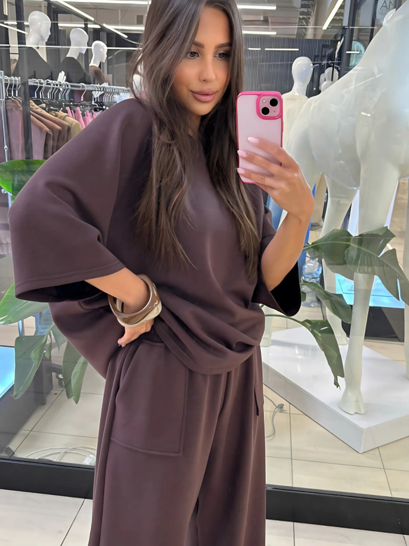Bluzka oversize z wiskozą JORELLE - czekoladowa