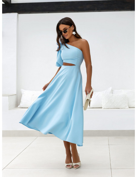 Asymetryczna sukienka midi z wycięciem AVINA - błękitna