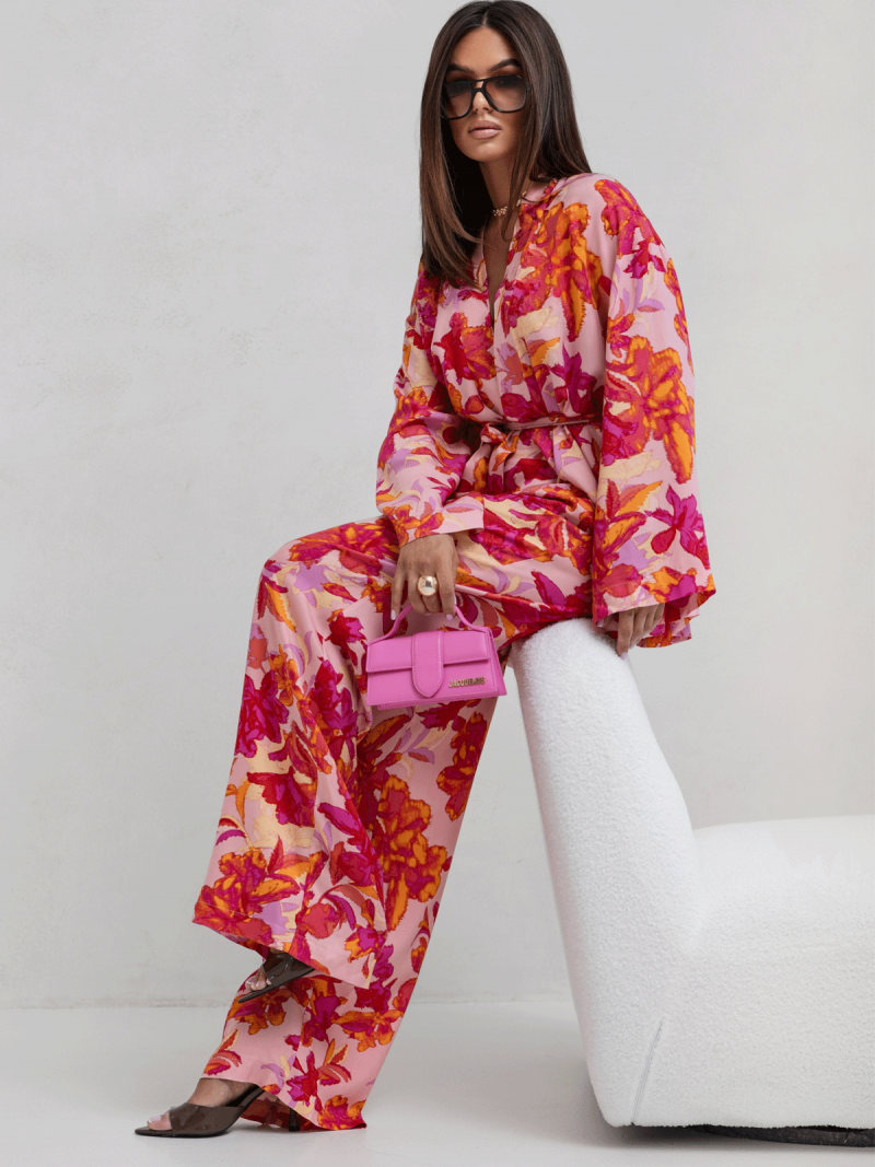 Szerokie spodnie z wiskozy w print...