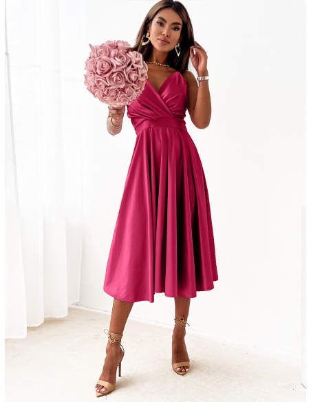 Rozkloszowana sukienka na ramiączkach CRISSY - bordowa