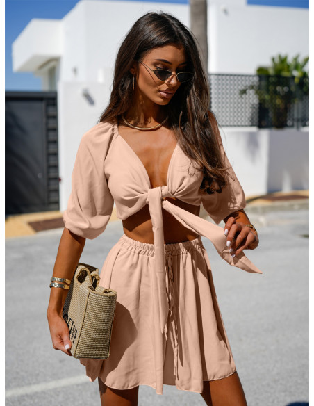 Komplet crop top z luźnymi spodenkami ZOEY - beżowy