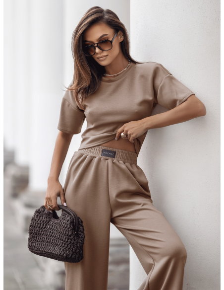 Stylowy komplet dresowy z tencelu MIREYA - mocha mousse