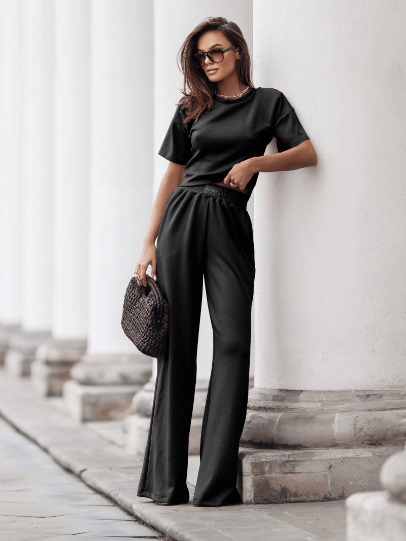 Stylowy komplet dresowy z tencelu MIREYA - czarny
