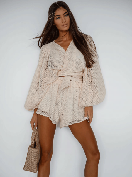 Ażurowy komplet crop top i spodenki KIYOMI - beżowy 2