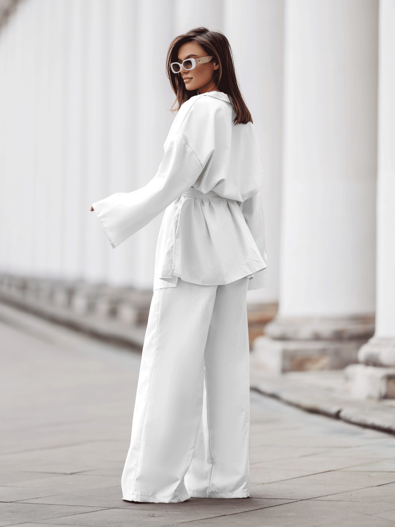 Stylowy lniany komplet z szerokimi...