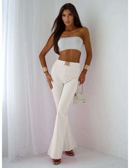 Dopasowane spodnie dzwony FERN - białe
