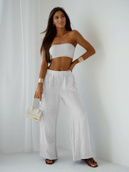 Stylowe lniane spodnie z szerokimi nogawkami ARIELLE - białe