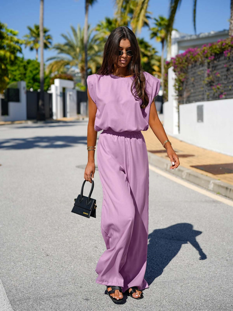 Stylowy komplet bluzka i szerokie...