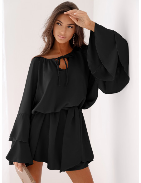 Sukienka oversize z falbanami na rękawach ZUMA - czarna