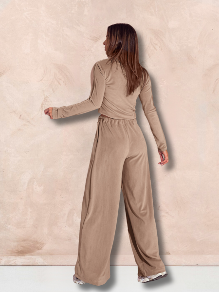 Welurowy dres spodnie + bluza ROSE - mocha mousse 2