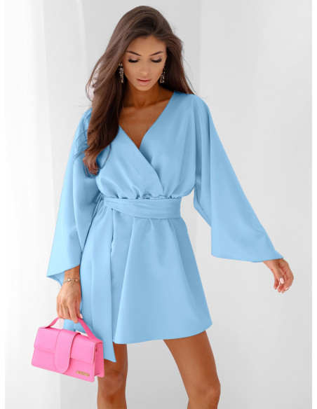 WP sukienka mini z przekładanym dekoltem - błękitna