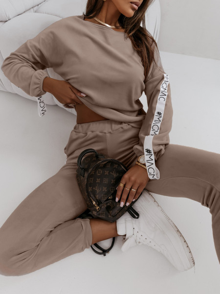 Welurowy komplet bluza+spodnie MAIA - cappuccino