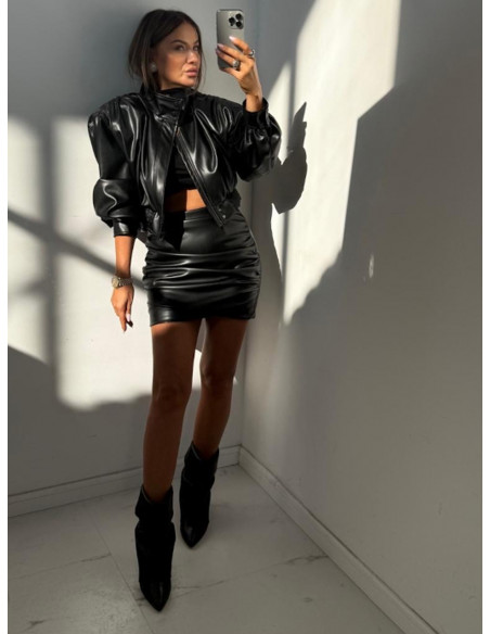 Dopasowana spódnica mini z ekoskóry AIDEN  - czarna