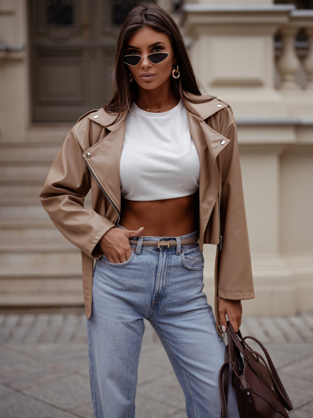 Krótka ramoneska z ekoskóry CORINNE - capuccino 2