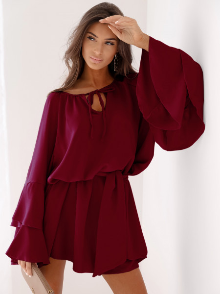 Sukienka oversize z falbanami na rękawach ZUMA - bordowa