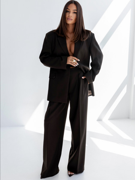 Stylowy garnitur z szerokimi spodniami EUNIKA - czekoladowy 2