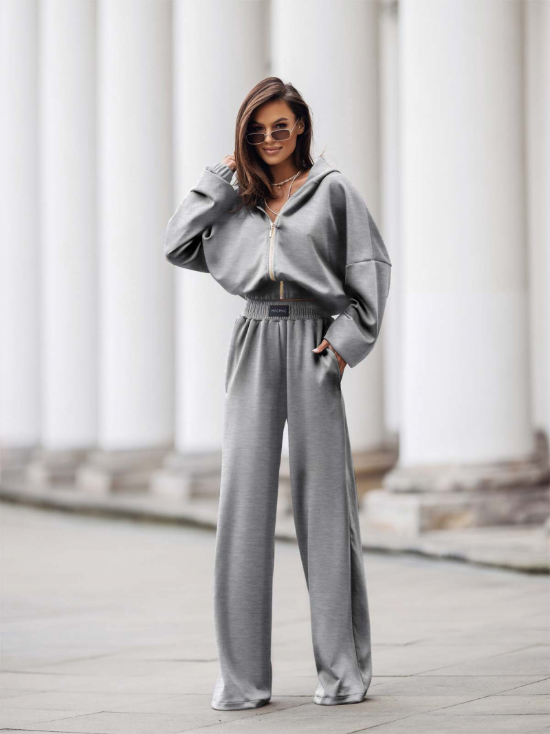 Stylowy komplet dresowy z tencelu MIKKA - szary melanż