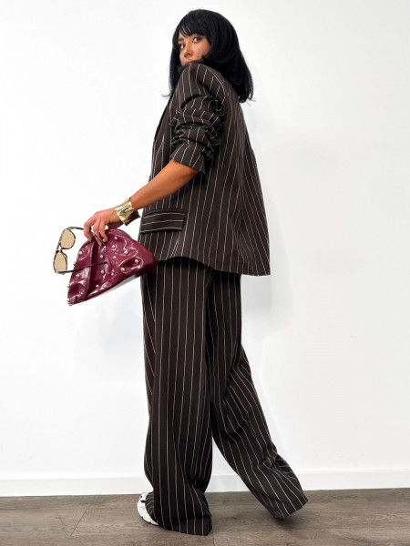 Marynarka oversize w prążek HILMA - czekoladowa 2