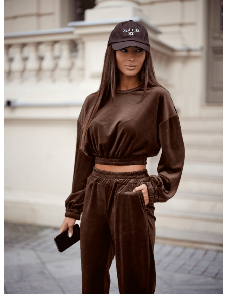 Welurowy dres krótka bluza i spodnie RODDY - czekoladowy